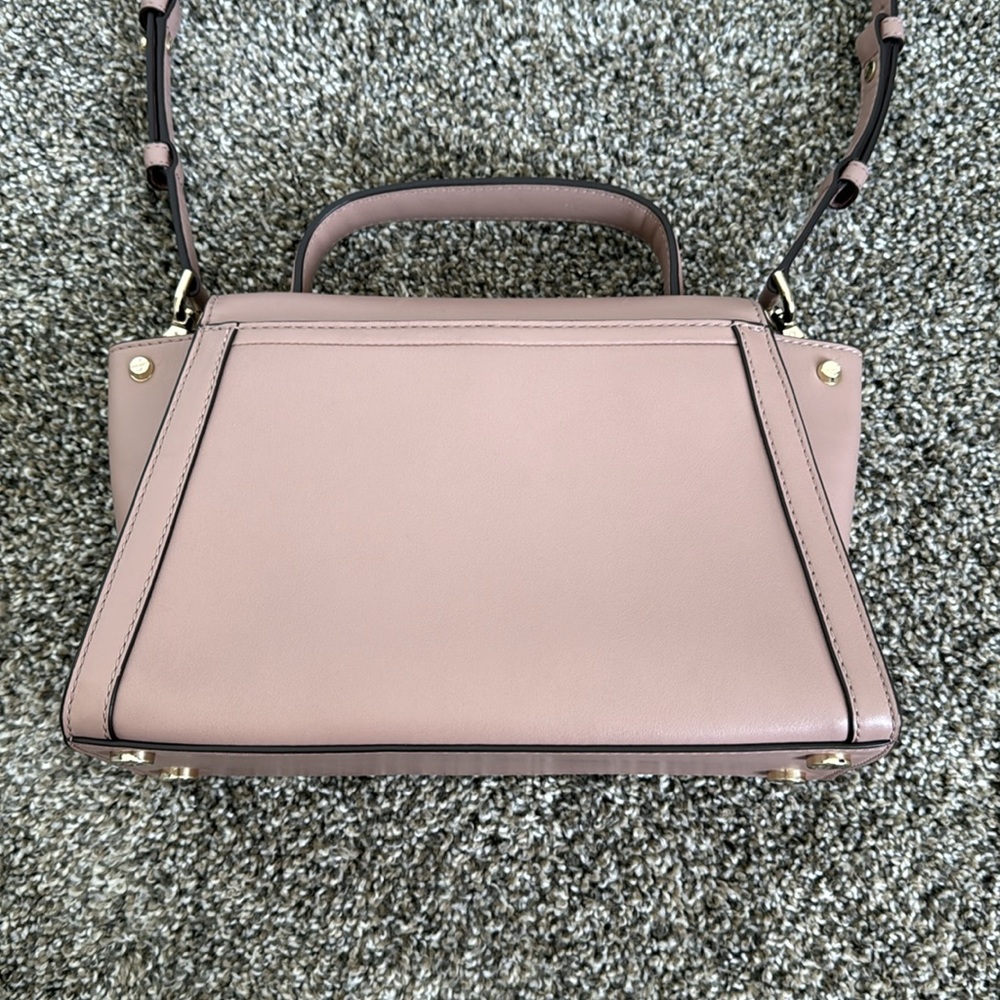 Michael Kors, Pink Crossbody Bag, Great Condition - Picture 3 of 7